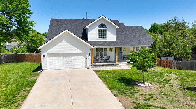 4513 Park Ten Court, Leavenworth, KS 66048