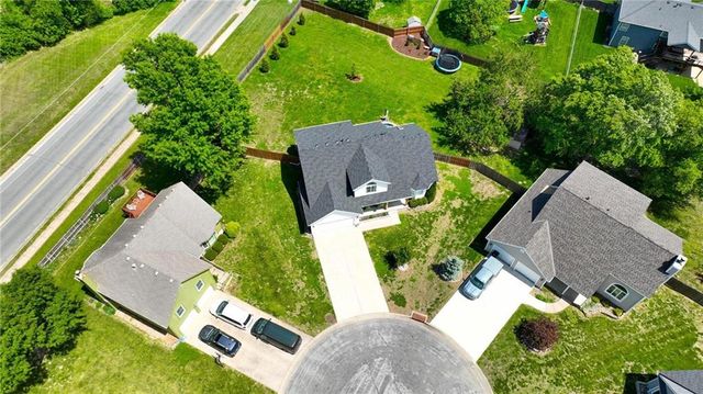 4513 Park Ten Court, Leavenworth, KS 66048