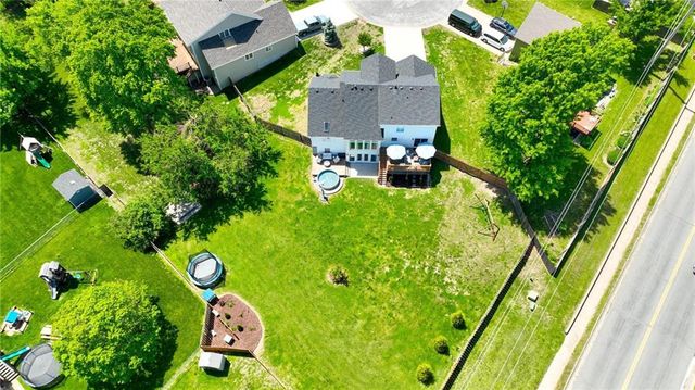 4513 Park Ten Court, Leavenworth, KS 66048