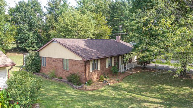 541 Genevieve Avenue, Jasper, IN 47546