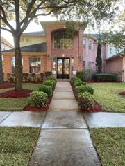 11815 Canyon Mills Drive, Houston, TX 77095