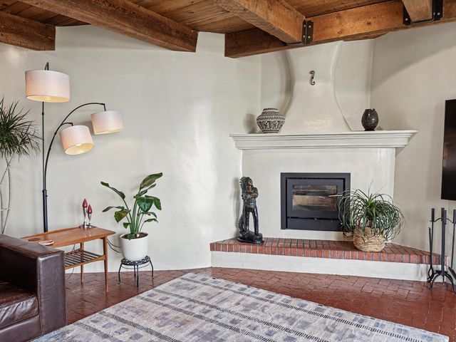 218 Spring Creek Lane NE, Albuquerque, NM 87122