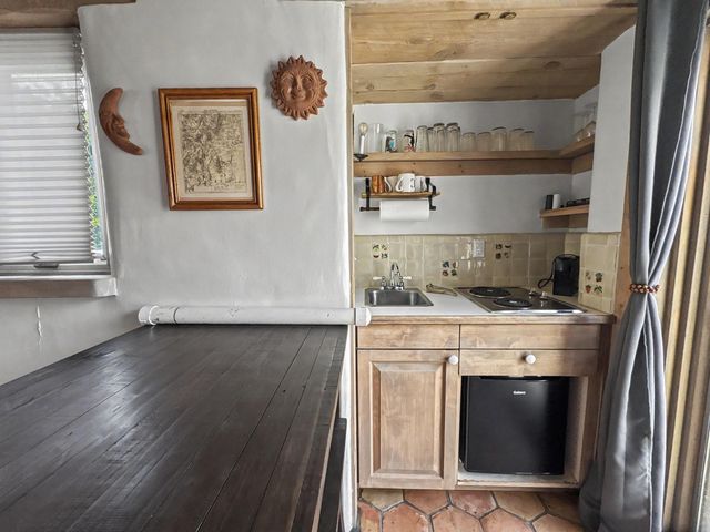 218 Spring Creek Lane NE, Albuquerque, NM 87122