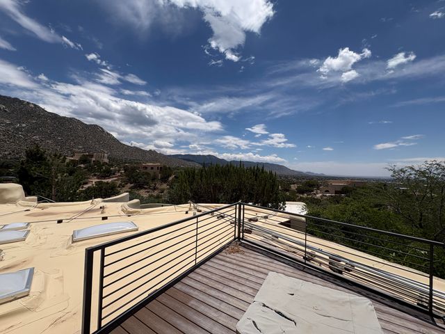 218 Spring Creek Lane NE, Albuquerque, NM 87122