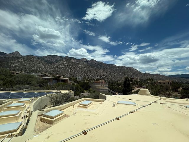 218 Spring Creek Lane NE, Albuquerque, NM 87122