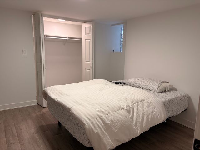 7804 S Paxton Avenue, Chicago, IL 60649