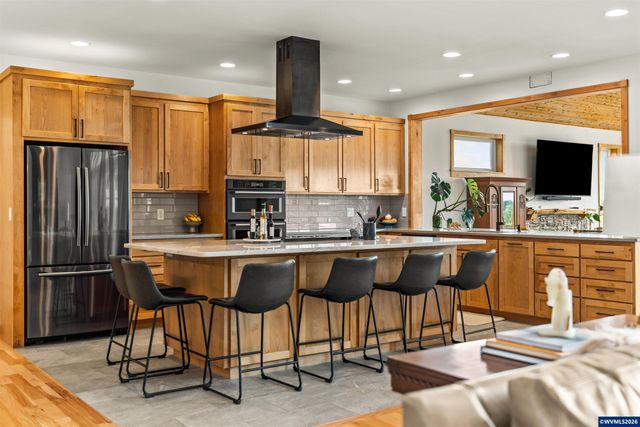 6575 NE Elliott Cir, Corvallis, OR 97330