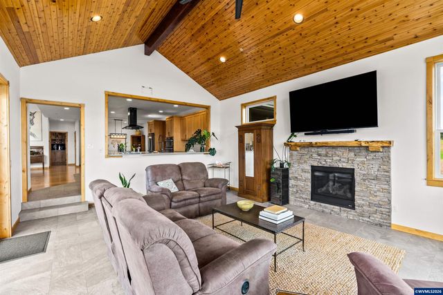 6575 NE Elliott Cir, Corvallis, OR 97330