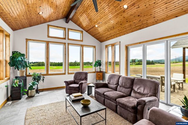 6575 NE Elliott Cir, Corvallis, OR 97330