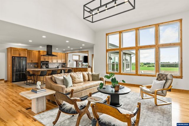 6575 NE Elliott Cir, Corvallis, OR 97330