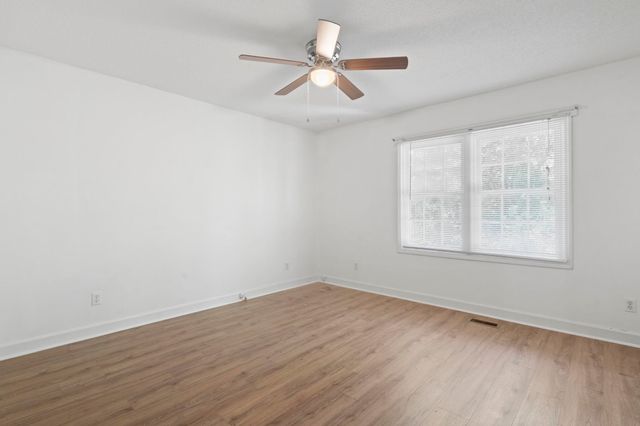 4505 N Kings Hwy Apt E6, Myrtle Beach, SC 29577