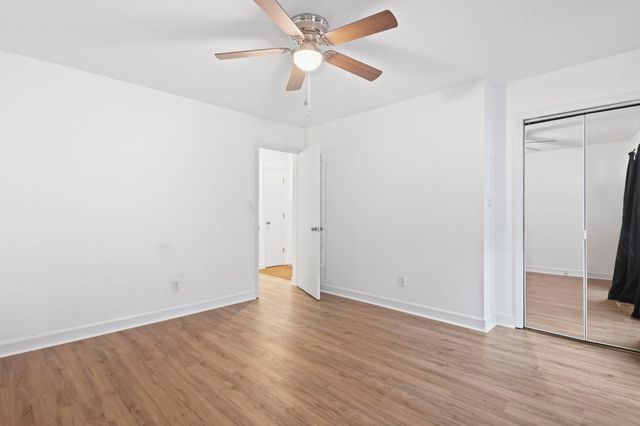 4505 N Kings Hwy Apt E6, Myrtle Beach, SC 29577