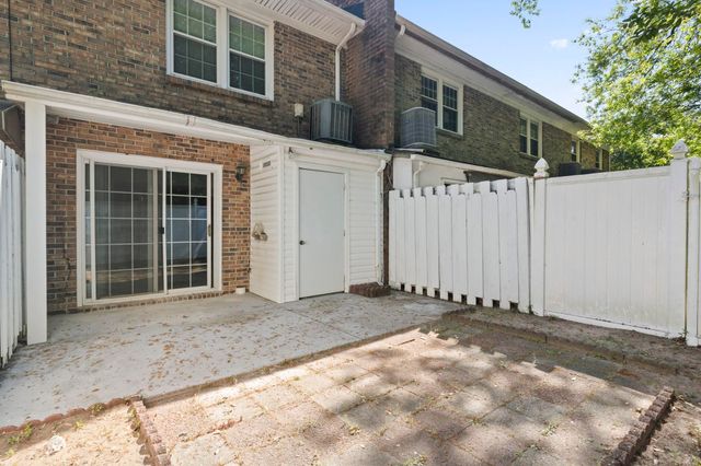 4505 N Kings Hwy Apt E6, Myrtle Beach, SC 29577