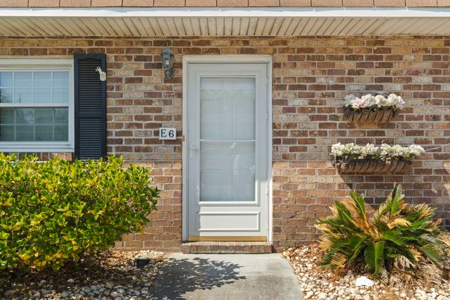 4505 N Kings Hwy Apt E6, Myrtle Beach, SC 29577