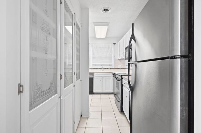 4505 N Kings Hwy Apt E6, Myrtle Beach, SC 29577