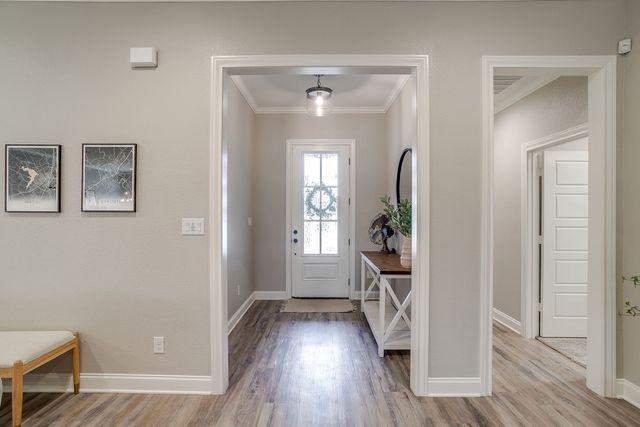 808 Gallant Fox Road, Hewitt, TX 76643