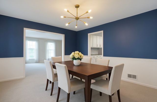 907 Secretariat Drive, Naperville, IL 60540