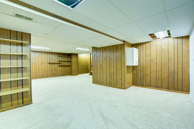 907 Secretariat Drive, Naperville, IL 60540