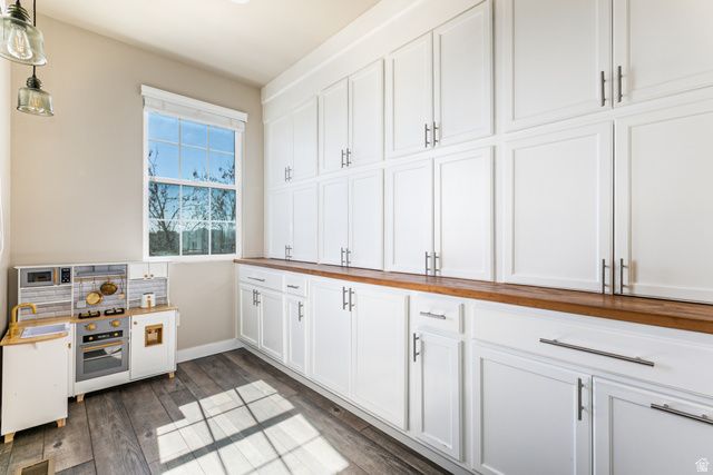 5328 W SOUTH JORDAN PKWY, South Jordan, UT 84009