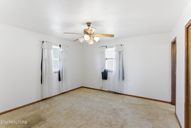 7336 Palmleaf Rd, Knoxville, TN 37918