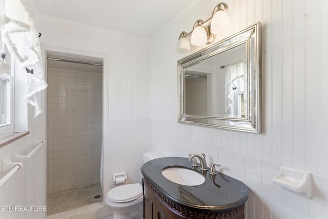 7336 Palmleaf Rd, Knoxville, TN 37918