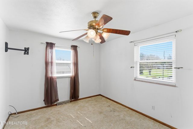 7336 Palmleaf Rd, Knoxville, TN 37918