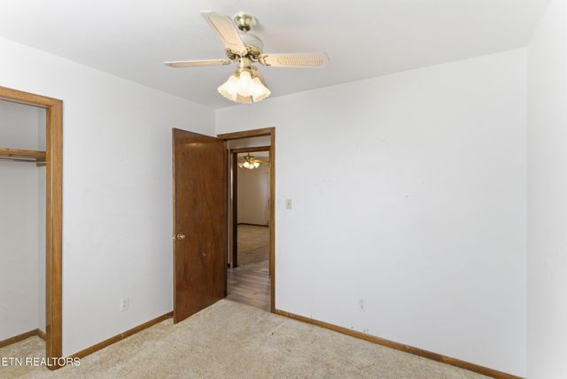 7336 Palmleaf Rd, Knoxville, TN 37918