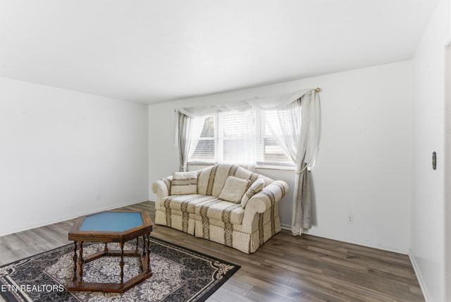 7336 Palmleaf Rd, Knoxville, TN 37918