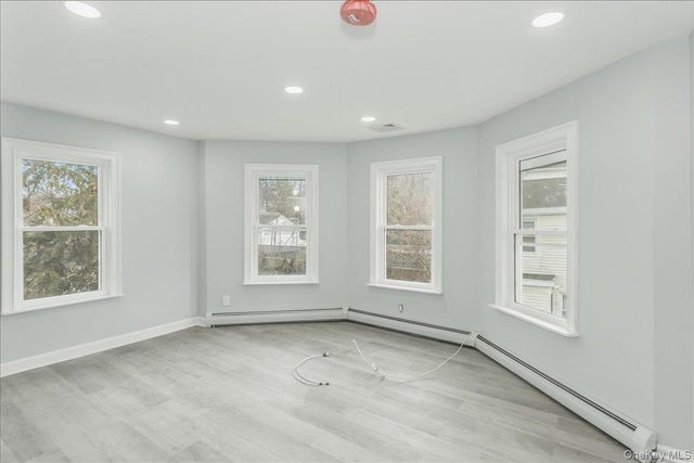 75 Anstice Street 2, Oyster Bay, NY 11771