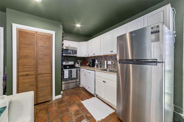 3400 Timmons Lane 68, Houston, TX 77027