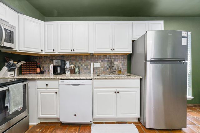 3400 Timmons Lane 68, Houston, TX 77027