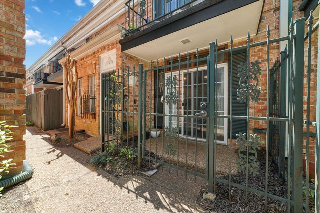 3400 Timmons Lane 68, Houston, TX 77027
