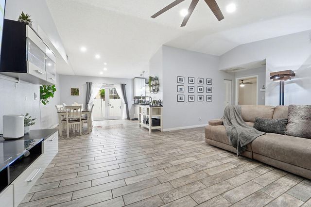 6160 Silver Oak Drive, Lake Worth, FL 33467