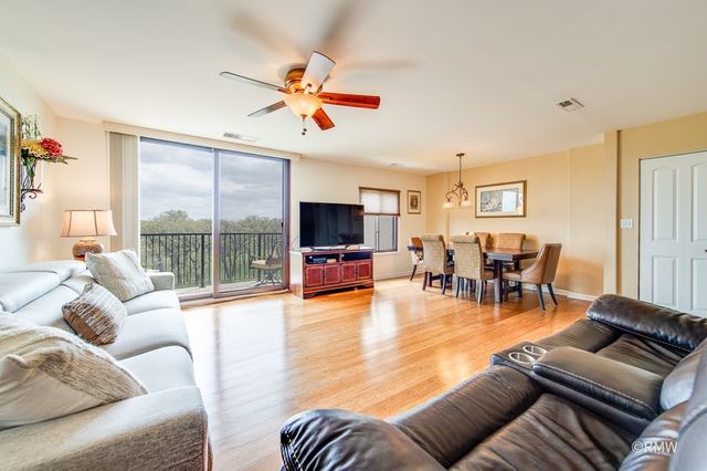 190 S WOOD DALE Road 507, Wood Dale, IL 60191