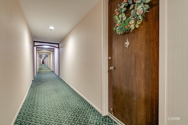 190 S WOOD DALE Road 507, Wood Dale, IL 60191