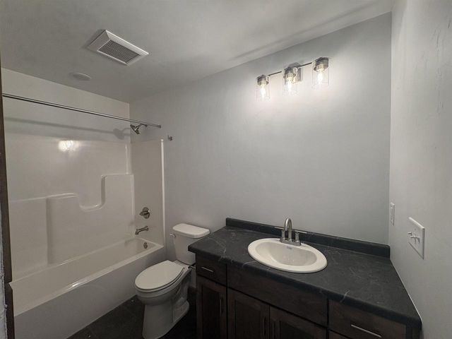 591 SECURITY BOULEVARD, Green Bay, WI 54313