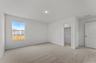 744 Horsetail Ln, New Braunfels, TX 78130