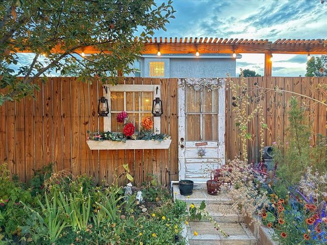 3043 LOGAN MEADOWS Drive NE, Rio Rancho, NM 87144