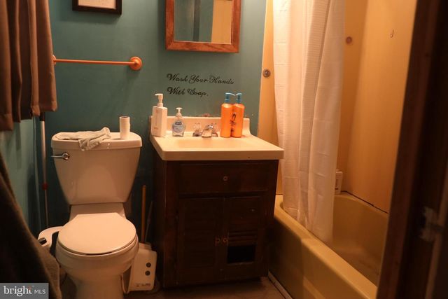 312 W PINE ST, Audubon, NJ 08106