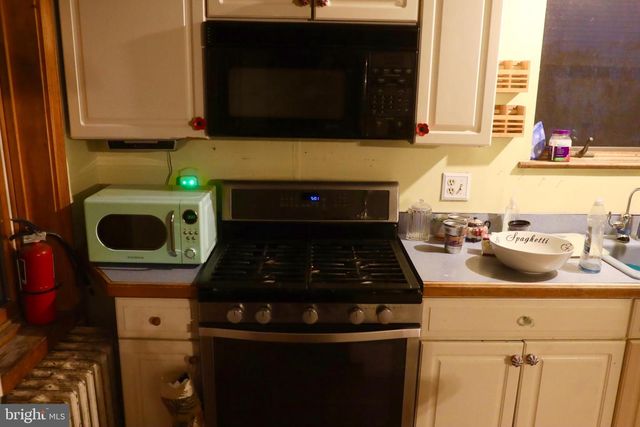 312 W PINE ST, Audubon, NJ 08106