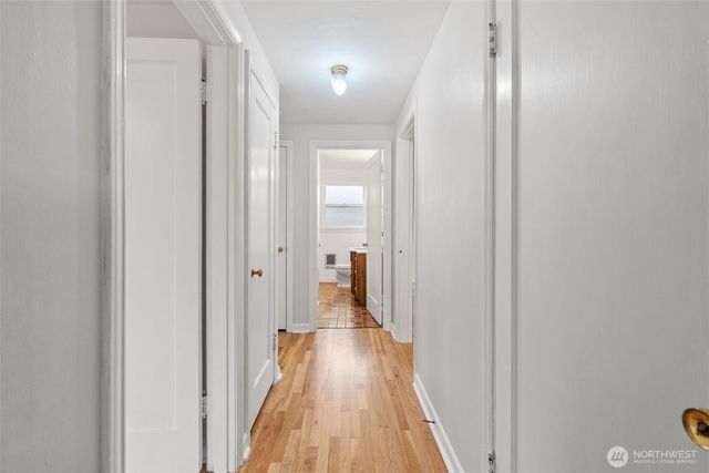 9748 Dayton Avenue N, Seattle, WA 98103