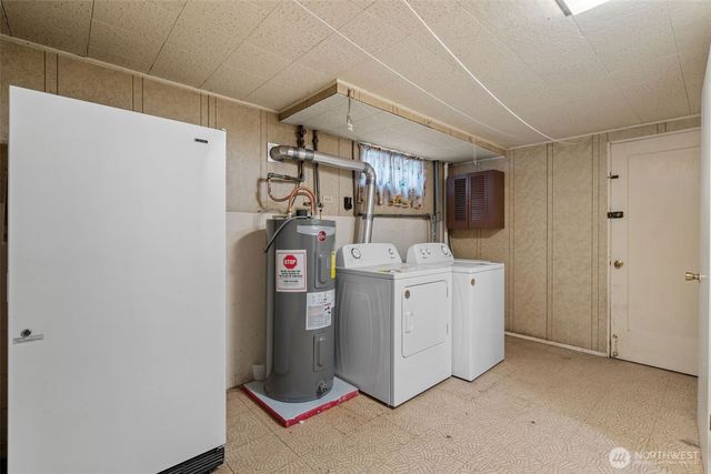 9748 Dayton Avenue N, Seattle, WA 98103