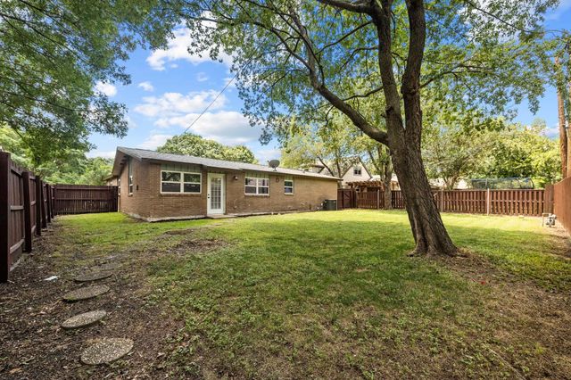 806 Greenhaven Drive, Richardson, TX 75080