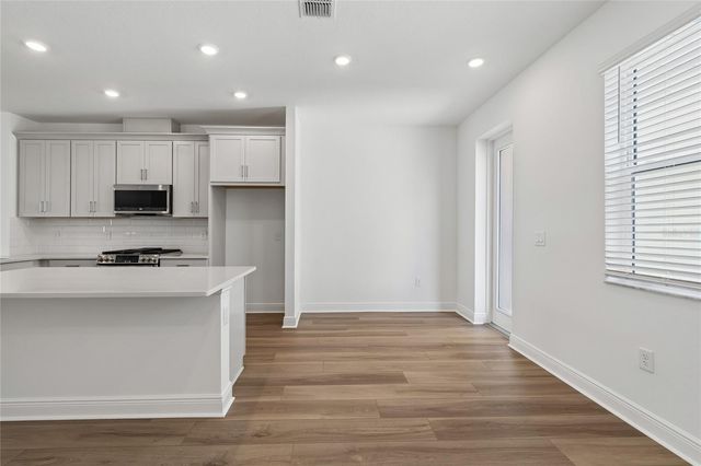 8217 SEAFLOWER PARKWAY, Bradenton, FL 34210