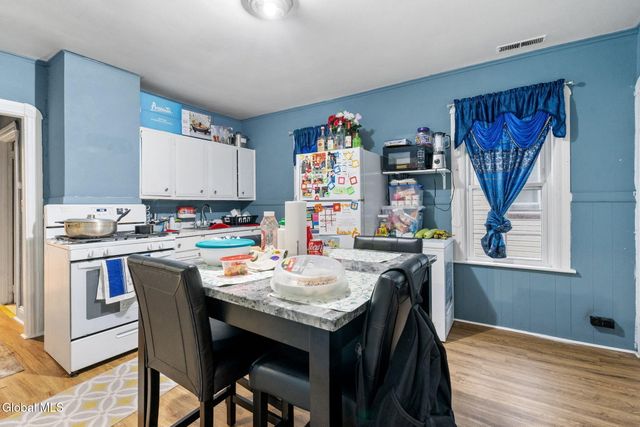 222 Duane Avenue, Schenectady, NY 12307