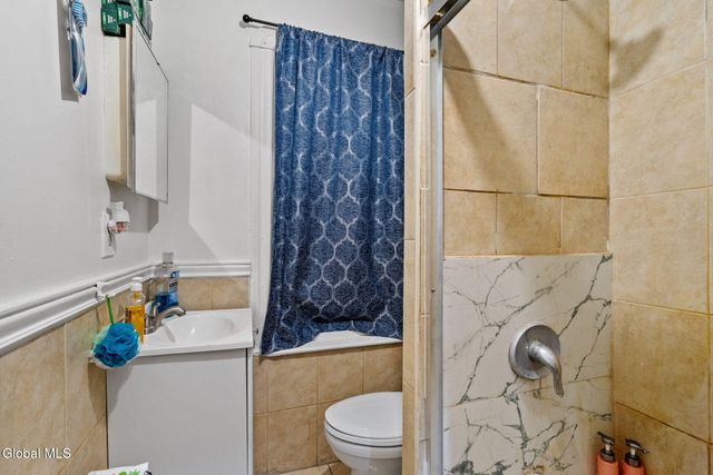 222 Duane Avenue, Schenectady, NY 12307