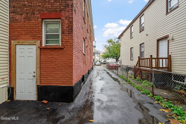 222 Duane Avenue, Schenectady, NY 12307