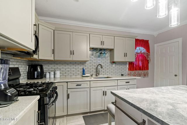 222 Duane Avenue, Schenectady, NY 12307