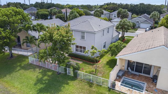 214 Berenger Walk, Royal Palm Beach, FL 33414