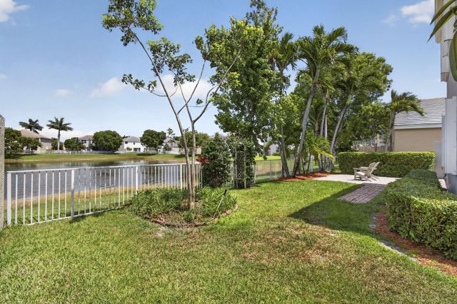 214 Berenger Walk, Royal Palm Beach, FL 33414